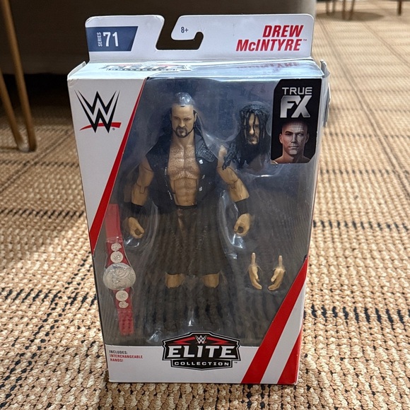 WWE Elite Collection Drew McIntyre Figure with Accessories - Picture 1 of 2